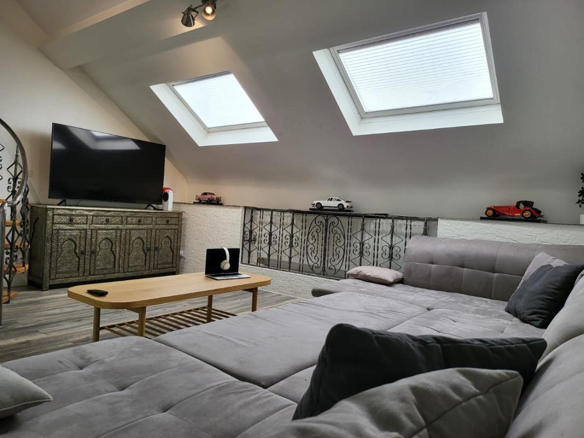 Duplex Elegant Situe A 1min De La Gare Du Nord Appartement Bruxelles